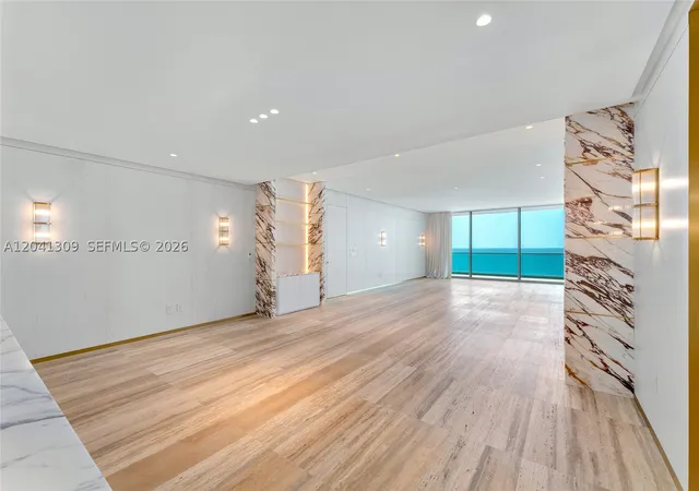 10201-collins-ave-906-bal-harbour-fl-33154/hzid_2523d159