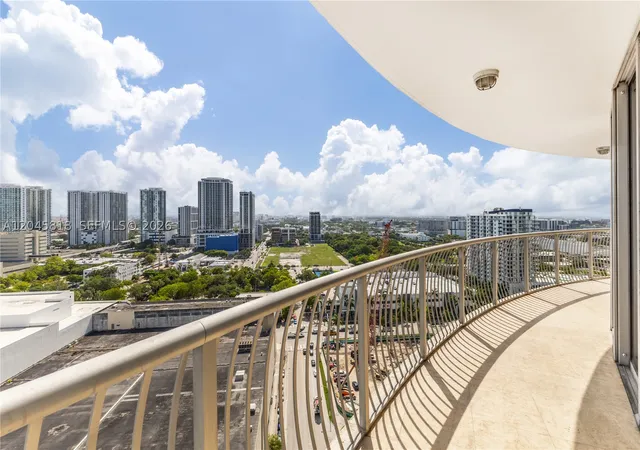 1750-n-bayshore-dr-2414-miami-fl-33132/hzid_950c8daa