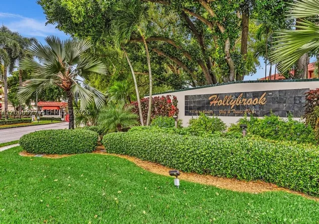 671-s-hollybrook-dr-209-pembroke-pines-fl-33025/hzid_3eec06dc