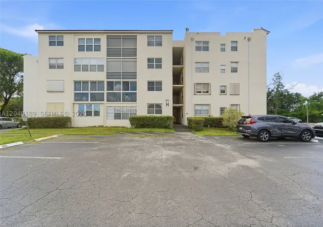 2871-somerset-dr-103-lauderdale-lakes-fl-33311/hzid_ae8f592b
