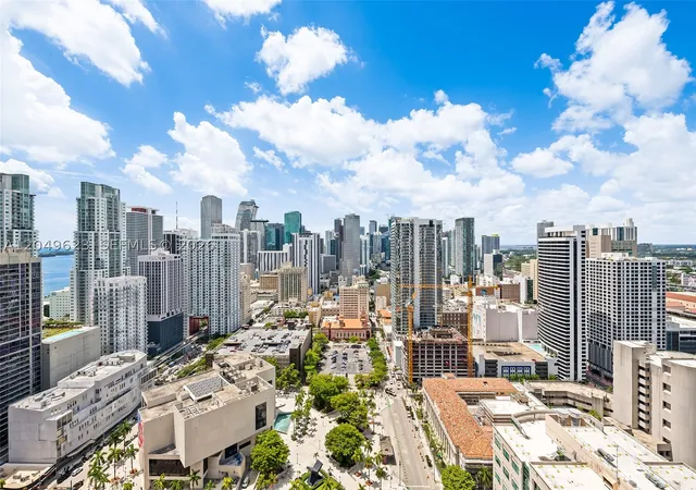 121-ne-5th-st-3703-miami-fl-33132/hzid_9d3ed58e