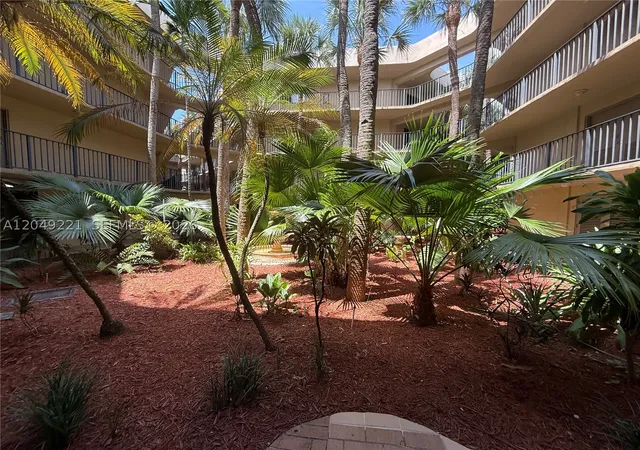 8625-nw-8th-st-420-miami-fl-33126/hzid_0cbac19b