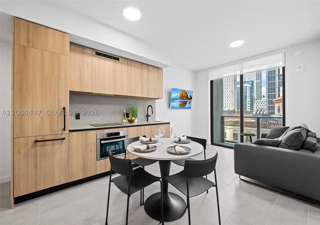 121-ne-5th-st-3706-miami-fl-33132/hzid_2d0d51bb