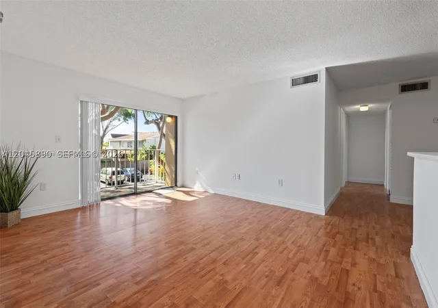 15600 Sw 80Th St
