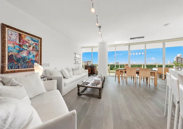 2127-brickell-ave-1006-miami-fl-33129/hzid_6e80cb20