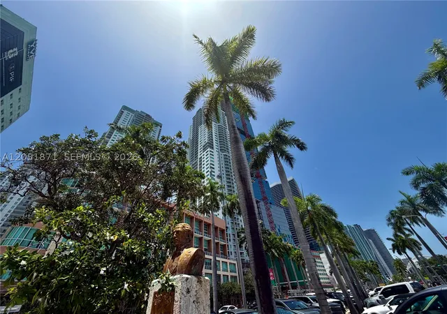 253-ne-2nd-st-3907-miami-fl-33132/hzid_540262fa