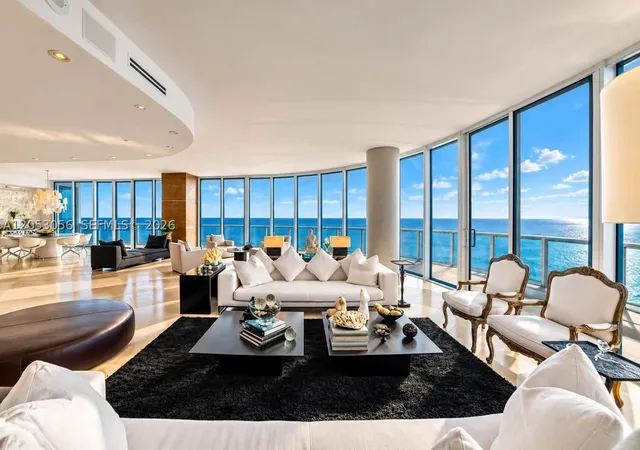 100-s-pointe-dr-2905-miami-beach-fl-33139/hzid_78375f62