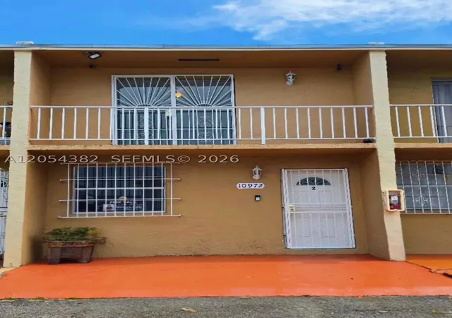 10972-sw-4th-st-j2-sweetwater-fl-33174/hzid_9f8b0462
