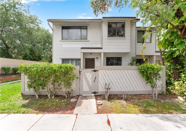 3541-nw-99th-ter-6a-sunrise-fl-33351/hzid_14918bca
