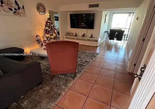 8600-sw-133rd-ave-rd-423-miami-fl-33183/hzid_032cfb5c