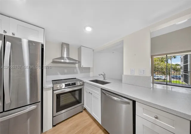 8045-sw-107th-ave-203-miami-fl-33173/hzid_b28249a6