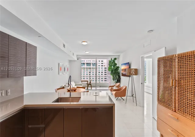 1080-brickell-ave-1602-miami-fl-33131/hzid_8af6e059