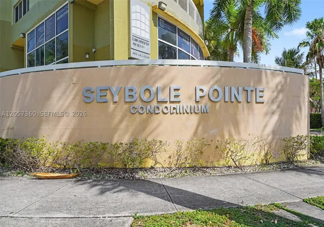 816-nw-11th-st-402-miami-fl-33136/hzid_c7a1b8e5