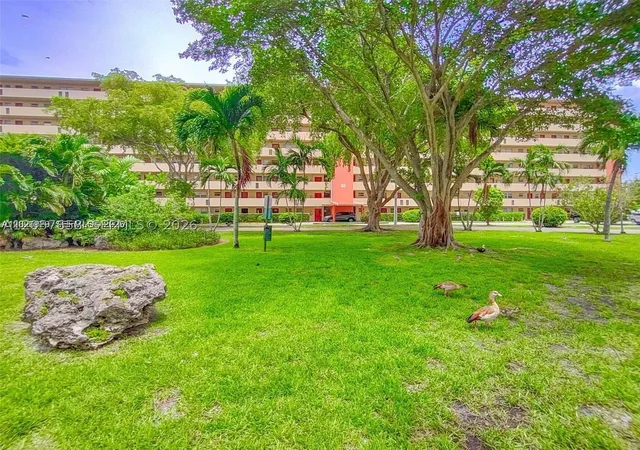 1710-ne-191st-st-103-3-miami-fl-33179/hzid_73addc47