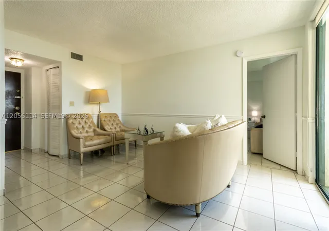 2055-sw-122nd-ave-406-miami-fl-33175/hzid_3d7bb45e