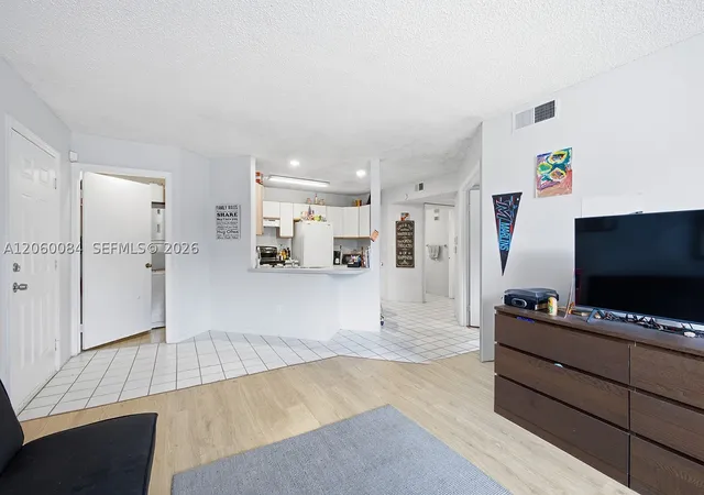 4045-w-mcnab-rd-g110-pompano-beach-fl-33069/hzid_49a1dd81