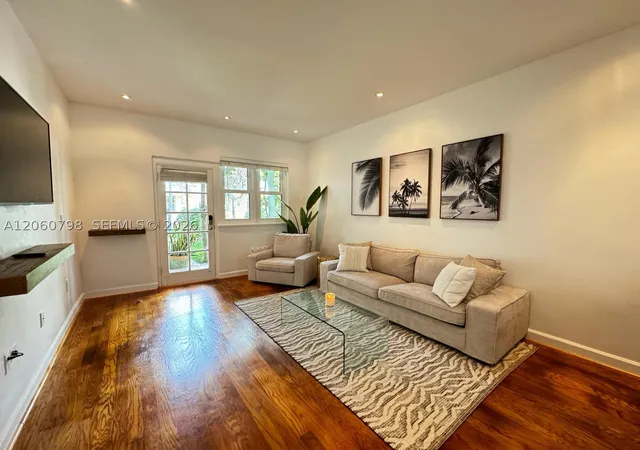 736-13th-st-104-miami-beach-fl-33139/hzid_fdb74323