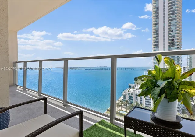 1155-brickell-bay-dr-2005-miami-fl-33131/hzid_eff40200