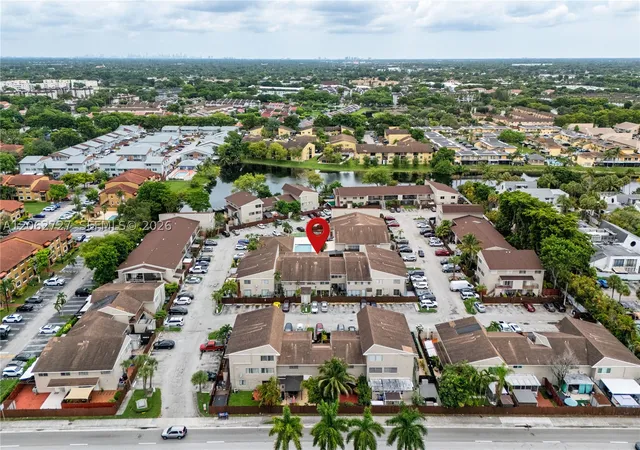 15680-sw-82nd-cir-ln-8-8-miami-fl-33193/hzid_b435cbbc