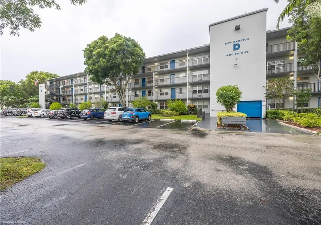 13450-sw-3rd-st-408d-pembroke-pines-fl-33027/hzid_32b729e2