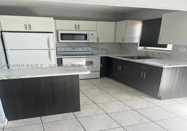 7505-sw-82nd-st-314-miami-fl-33143/hzid_eb7cff48