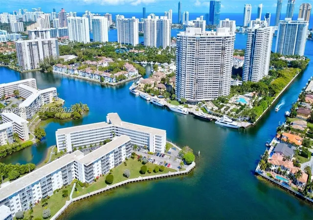 3030-marcos-dr-t301-aventura-fl-33160/hzid_f53538f9