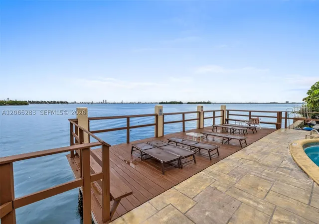 7845-ne-bayshore-ct-12-miami-fl-33138/hzid_9b0a1db0