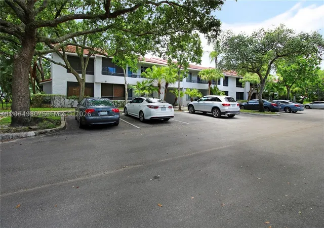 831-lyons-rd-23101-coconut-creek-fl-33063/hzid_354f2468