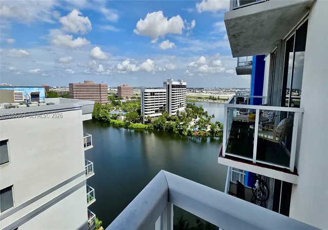 5085-nw-7th-st-1505-miami-fl-33126/hzid_6a414ddf