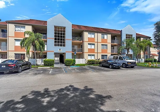 18830-nw-57th-ave-304-hialeah-fl-33015/hzid_dd06f478
