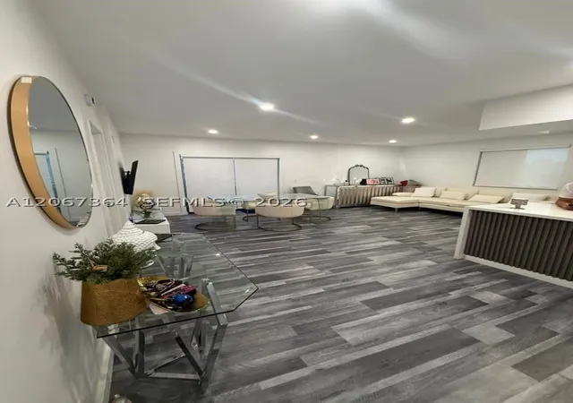 9340-fontainebleau-blvd-w507-miami-fl-33172/hzid_da9d89c8