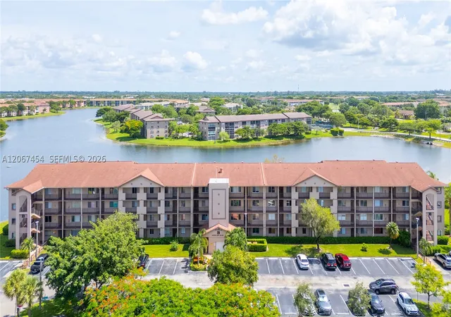13705-sw-12th-st-208b-pembroke-pines-fl-33027/hzid_b8a15f43