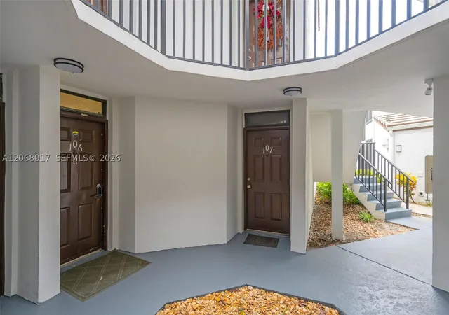 213-lake-pointe-dr-106-oakland-park-fl-33309/hzid_add518b4