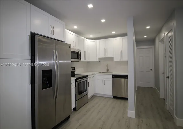 8701-sw-141st-st-k6-palmetto-bay-fl-33176/hzid_7bc80638