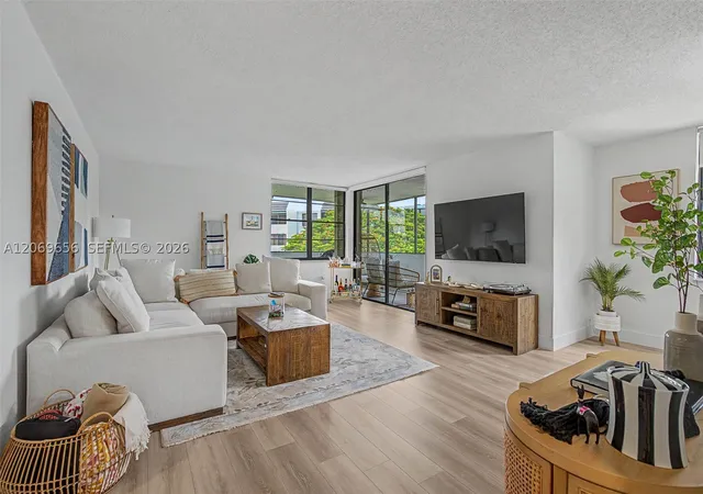 10852-n-kendall-dr-314-miami-fl-33176/hzid_3151b8aa