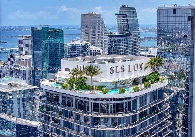 801-s-miami-ave-ph5801-miami-fl-33130/hzid_df6404a7