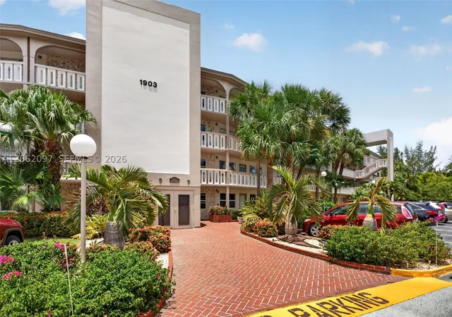 1903-bermuda-cir-d2-coconut-creek-fl-33066/hzid_d7b54b2f