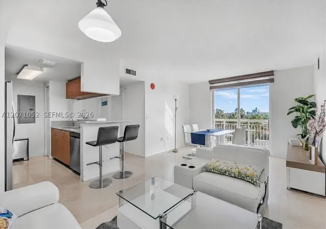 816-nw-11th-st-607-miami-fl-33136/hzid_a16d4aae