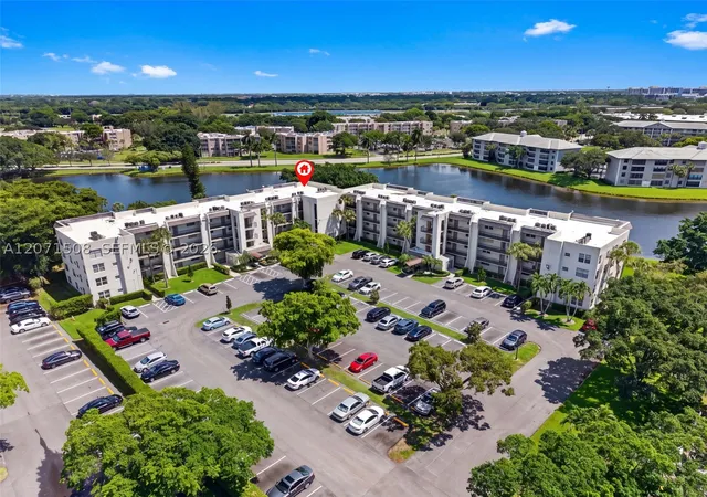 9440-poinciana-pl-302-davie-fl-33324/hzid_c22b2a0e