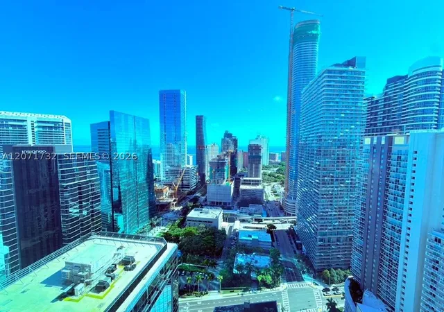1080-brickell-ave-3600-miami-fl-33131/hzid_b3eec344