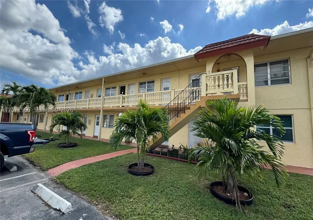 160-ne-203rd-ter-e20-miami-gardens-fl-33179/hzid_b37a2499