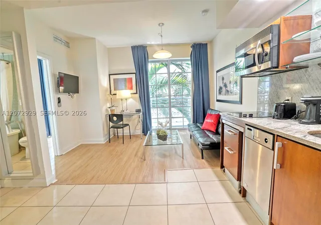 1036-ocean-dr-b202-miami-beach-fl-33139/hzid_9724b14d