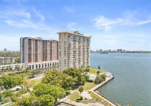 11113-biscayne-blvd-1156-miami-fl-33181/hzid_66fbd118