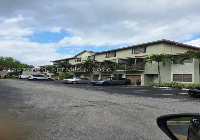9872-hammocks-blvd-105-51-miami-fl-33196/hzid_ba8a4bf3
