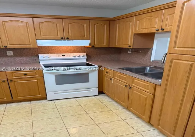 1830-sw-81st-ave-4211-north-lauderdale-fl-33068/hzid_8ddaa34e
