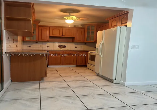 1401-sw-134th-way-109c-pembroke-pines-fl-33027/hzid_c038a506