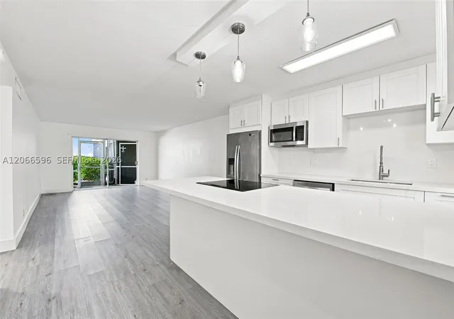 222-n-federal-hwy-115-deerfield-beach-fl-33441/hzid_3a91ba9a