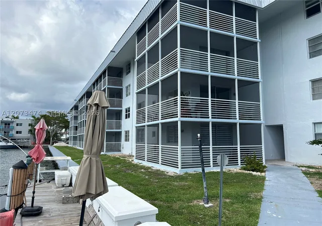 3550-ne-169th-st-304-north-miami-beach-fl-33160/hzid_8d0d54a6