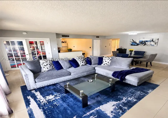 4240-nw-21st-st-130-lauderhill-fl-33313/hzid_d10e7fb1
