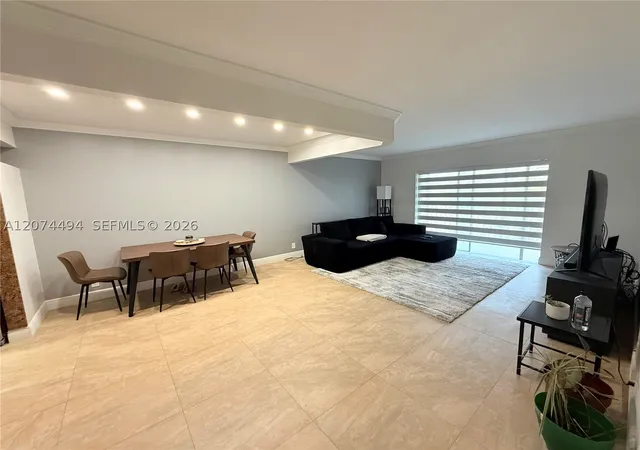 6101-n-falls-cir-dr-405-lauderhill-fl-33319/hzid_cc226f4c
